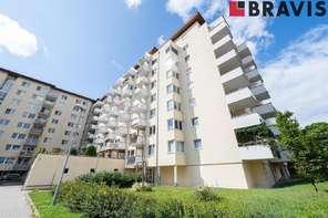 Pronájem bytu  2+kk v Brno - Lesná, ulici Dusíkova, terasa, garážové stání, sklep
