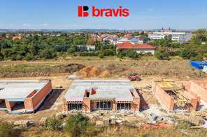 Prodej moderního vilabytu 3+kk: Brno - Tuřany, 90,2 m²,  2 terasy, zahrádka 32,1m², parkování