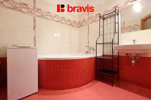Pronájem bytu 3+kk 76 m², Brno - Staré Brno, šatna, komora, lodžie, dochozí vzdálenost na náplavku