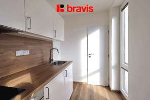 Pronájem bytu 1+kk, Brno - Žebětín, po kompletní rekonstrukci, ul. Kohoutovická