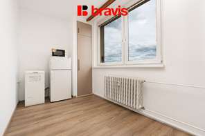 Pronájem bytu 2+1, Brno - Jundrov, ul. Jasanová, po kompletní rekonstrukci, první nájemník, šatna