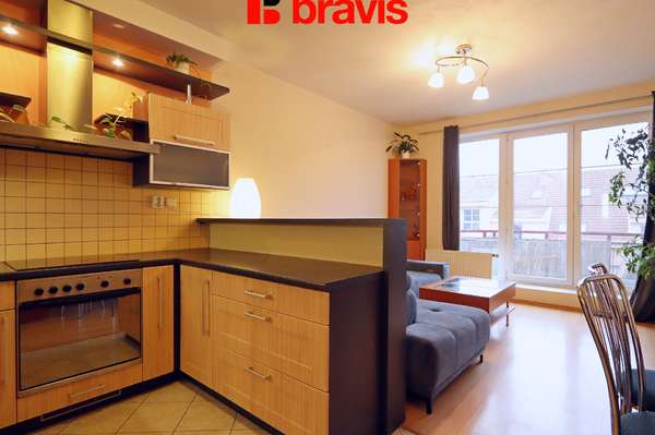 Pronájem bytu 2+kk, Brno - Líšeň, ul. Otiskova, částečně zařízený, balkon, sklep