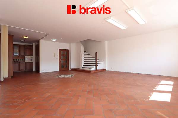 Pronájem mezonetového bytu 4+kk, ul. Příkop, objekt IBC, Brno - centrum, balkon, lodžie