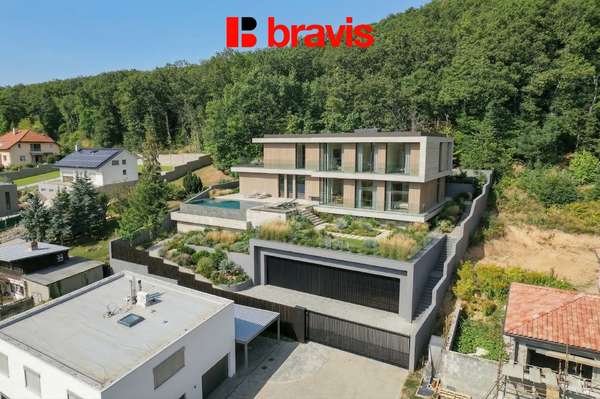 Prodej atraktivního pozemku o výměře 1 322 m² přímo u lesa, Brno-Ivanovice