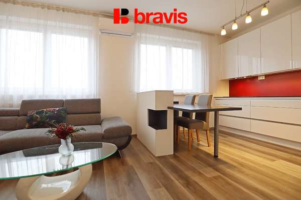 Apartment for rent 2+kk, Brno - Slatina, Šmahova street, furnished, dressing room, air conditioning, terrace, cellar