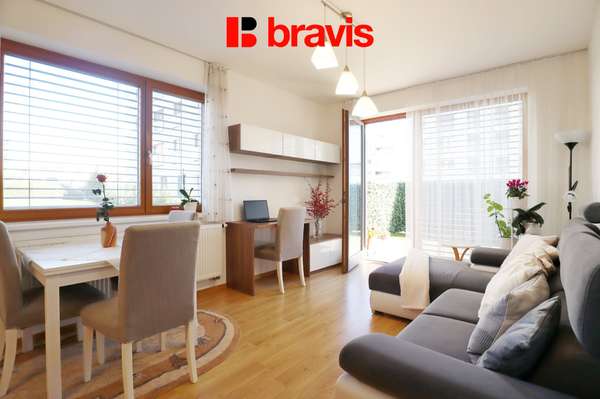 Pronájem moderního bytu 2+kk se zahrádkou, ul. Moskalykova, Brno - Sadová, zařízené, sklep, garážové stání