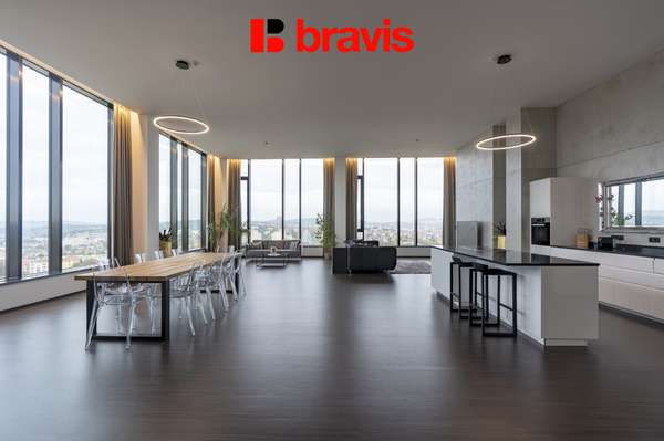 Rent of a luxury penthouse 6+kk with panoramic views – Brno, Šumavská street