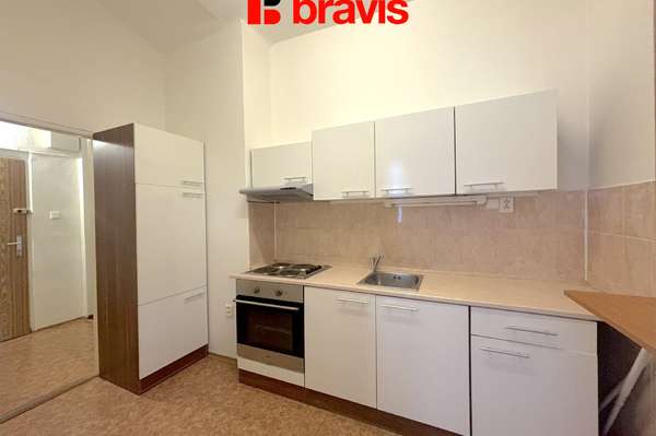 Pronájem bytu 2+kk, ul. Antonínská, Brno - centrum, částečně zařízený