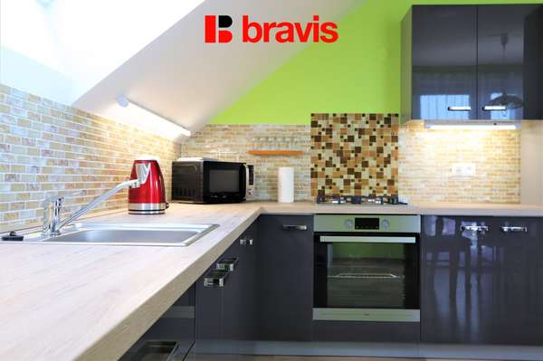 Pronájem bytu 3+1 v RD v obci Říčky, zařízený, zahrada