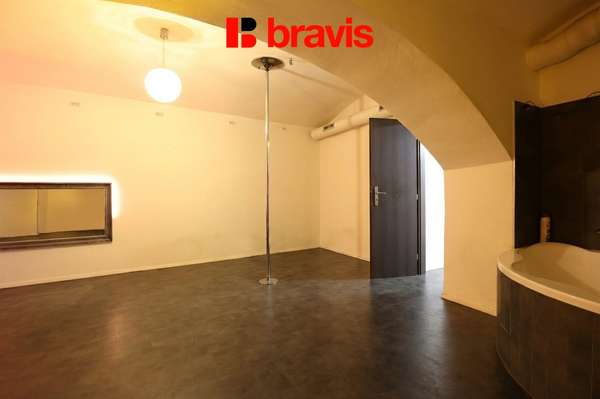 Pronájem obchodních prostor, 140m², ul. Špitálka - Brno - Trnitá, v blízkosti centra města,