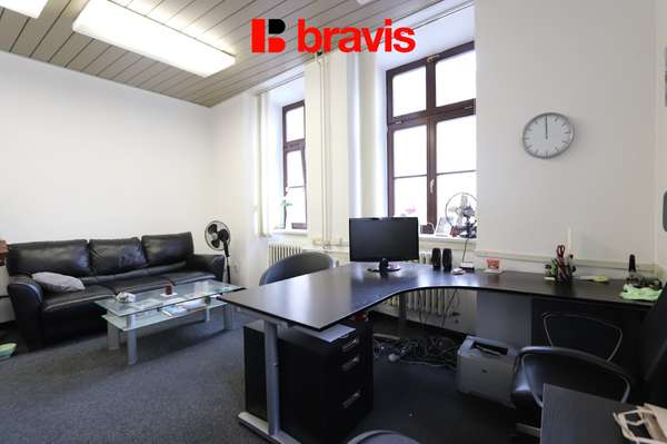 Podnájem kanceláře o velikosti 36 m2,  Brno-město, Starobrněnská ulice