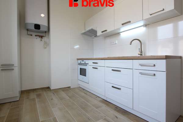 Pronájem bytu 2+1, ulice Dalimilova, Brno - Královo Pole, balkon