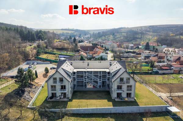 Prodej bytové jednotky 2+kk, 66 m² s balkonem – celkové náklady jen 2 900 Kč!