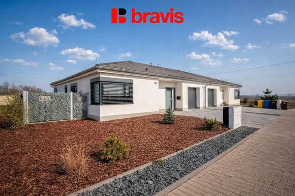 Prodej luxusní novostavby RD 4+kk s garáží a zahradou, obec Rebešovice