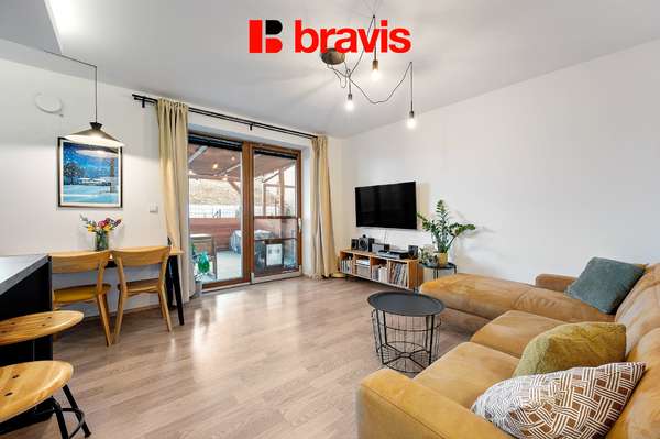 Prodej bytu 3+kk 74 m2, zahrada 623 m2, garáž, sklep, Holubice u Brna