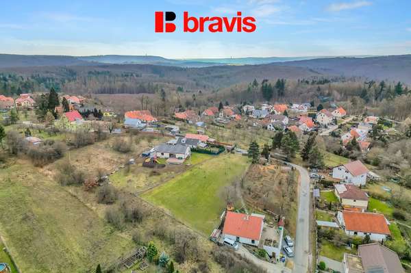 Prodej atraktivního pozemku o výměře 899 m², Babice nad Svitavou, vydáno stavební povolení