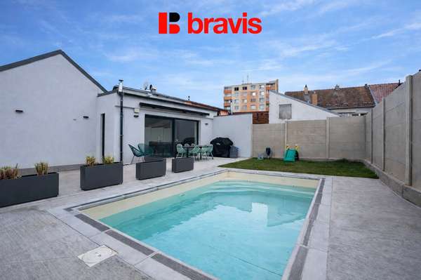 Prodej rodinného domu 3+1, ul. Zahradní, Kuřim, zahrada, bazén, parkování