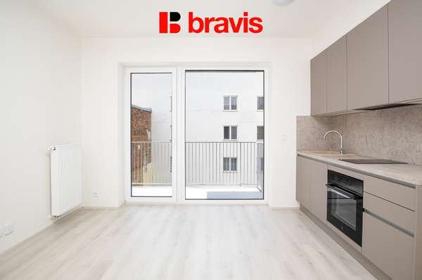 Pronájem bytu 1+kk, Brno - Trnitá, ul. Křenová, novostavba, balkon, výborná dostupnost do centra