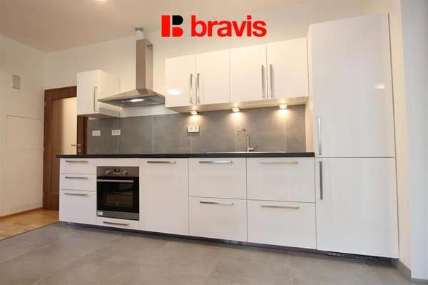 Sublease of a 2-bedroom apartment, Úpatní street, Brno - Nový Lískovec, terrace, air conditioning, possibility of reserved parking