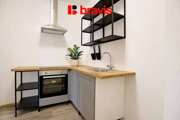 Pronájem bytu 2+kk, ul. Antonínská, Brno - Veveří, po rekonstrukci