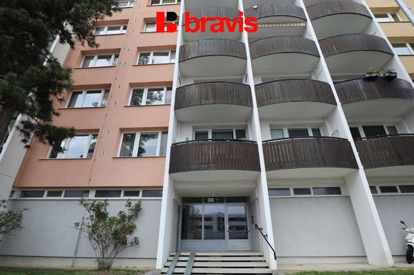 Pronájem bytu 1+1, ul. Fillova, Lesná, kompletně zařízený, lodžie, sklep
