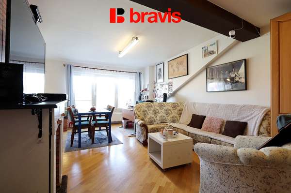 Pronájem slunného podkrovního bytu 3+kk, ul. Renneská třída, Brno - Štýřice, zařízený, sklep