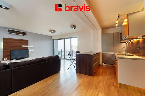 Pronájem bytu 2+kk, Brno - střed, ul. Kopečná, kompletně zařízený, možnost parkování, výborná dostupnost