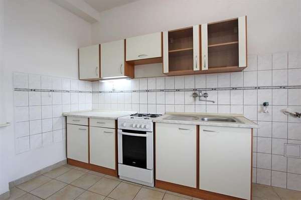 Pronájem částečně zrekonstruovaného bytu 2+1 na ulici Sokolova v Brně - Horních Heršpicích