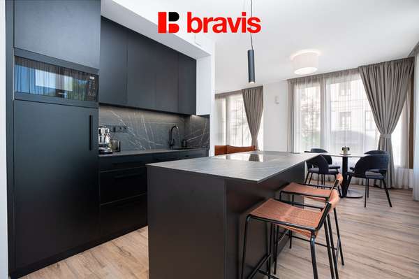Pronájem exkluzivního kompletně zařízeného bytu 2+kk, 53 m², Rezidence Slovákova – centrum Brna, sklep