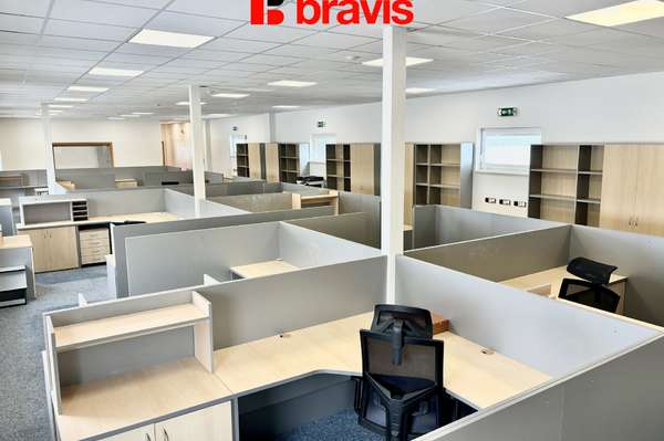 Pronájem kanceláří na ul. Hviezdoslavova, Brno - Slatina, parkovací místa, 257 m2