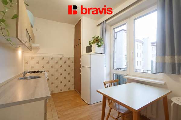 Pronájem bytu 1+1, ul. Křídlovická, Brno - střed, výborná dostupnost, sklep, balkon s výhledem do vnitrobloku