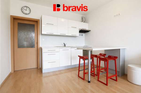 Pronájem slunného bytu 1+kk, Brno - Medlánky, ul. Hrázka, balkón, vyhledávaná lokalita