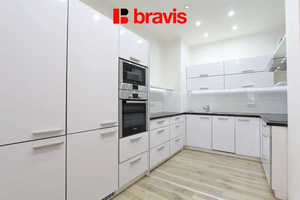 Pronájem bytu 2+kk, ul.  Francouzská, Brno - Zábrdovice, výtah, centrum města