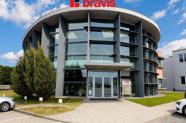 Pronájem kancelářských prostor 57 m², ul. Vintrovna, obec Popůvky, vč. zázemí