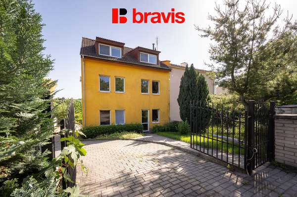 Prodej moderního bytu 4+kk s garáží a zahradou, Brno-Bohunice, ul. Lány