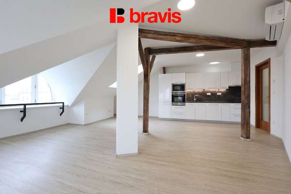 Pronájem bytu 1+kk, 58 m², Brno - střed, ulice Koliště, podkrovní byt, klimatizace, podlahové vytápění