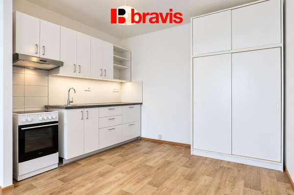 Pronájem bytu 2+kk, Brno - Nový Lískovec, ul. Oblá, sklep, společná lodžie