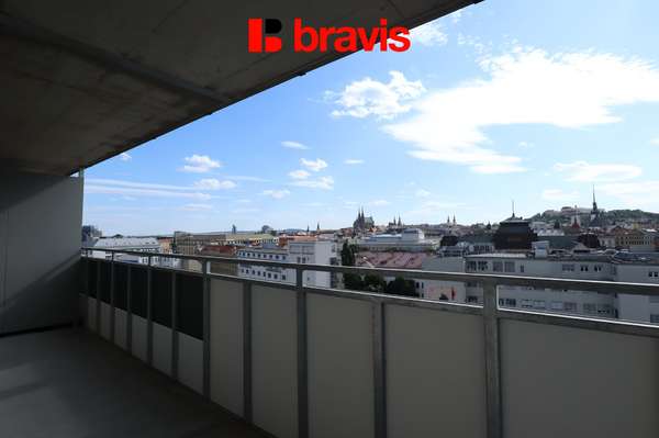 Pronájem bytu 3+kk v novostavbě Ponávka Tower, terasa 27m2, sklep, garážové stání