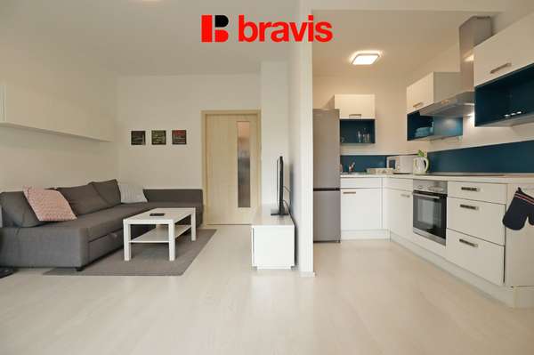 Pronájem bytu 1+kk, Brno - Starý Lískovec, ulice U Leskavy, zařízený, balkon