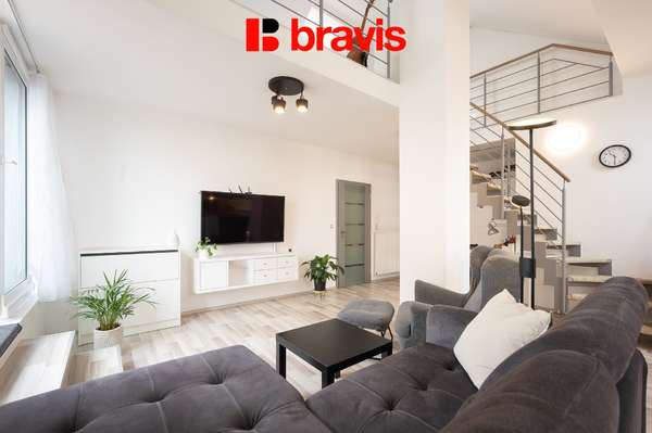 Pronájem moderního bytu 3+kk, ul. Višňová, Moravany u Brna, terasa, garáž, park. stání, klimatizace
