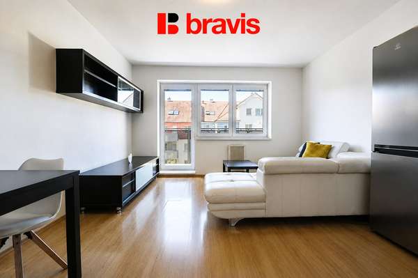 Pronájem bytu 3+kk, Brno - Řečkovice, Nachová ulice, částečně zařízený, balkon, sklep, žádaná lokalita