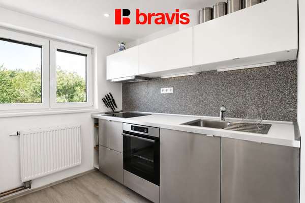 Pronájem bytu 1+1 35 m², Brno - Bohunice ul. Neužilova, balkon, vybavený