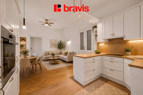 Prodej výjimečného bytu 3+kk, Brno- centrum, Jakubské náměstí, balkón, zimní zahrada.