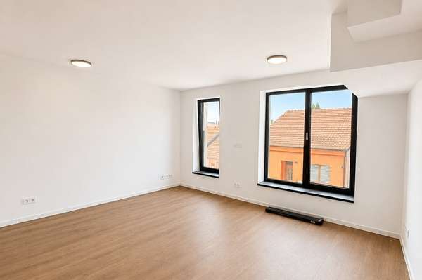 Pronájem moderní novostavby bytu 1+kk, Černovice: Charbulova, parkování v ceně, výhodna prvního nájemníka