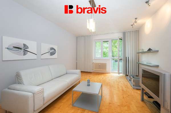 Prodej krásného bytu, klidná lokalita nedaleko centra, 2+1, 60 m², balkon, prostorná šatna, Brno - Štýřice, ulice Strž