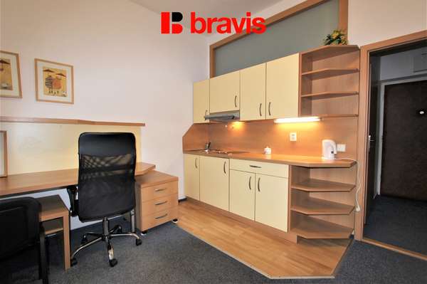 Pronájem bytu 1+kk, Brno - střed, zařízený, balkon, ul. Hoppova