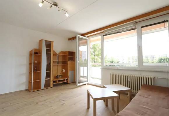 Pronájem bytu 2+kk, Brno - Bohunice, ul. Běloruská, 2 komory, sklep, balkon
