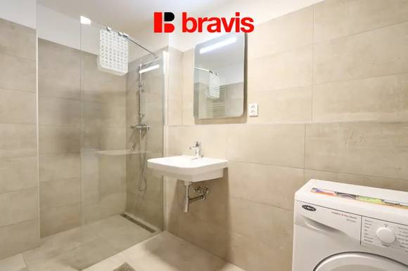 Pronájem nadstandartního bytu 3+kk, Brno - centrum, ul. Kobližná, zařízený, klimatizace, internet v ceně