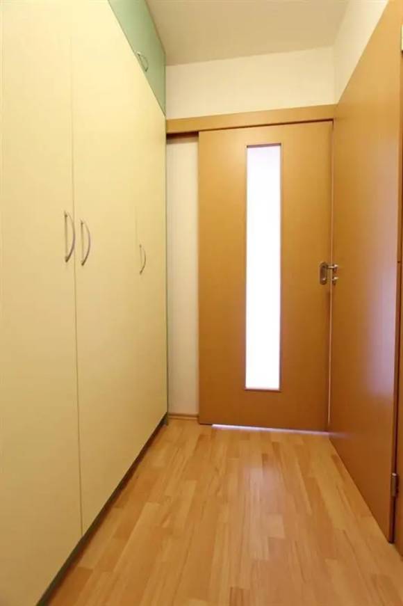 Pronájem slunného bytu 2+kk, ul. Cihlářská, Brno-střed-Veveří, 54 m2, terasa, částečně zařízený, výtah