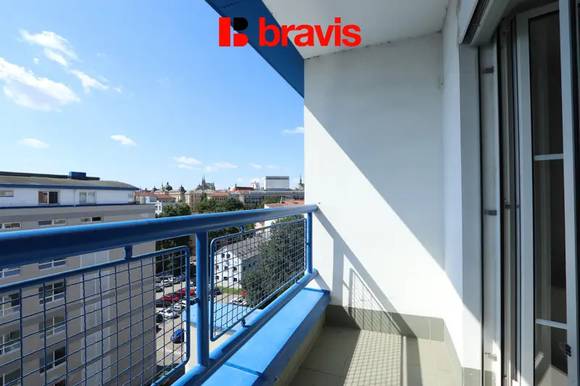 Pronájem mezonetového bytu 4+kk, ul. Příkop, objekt IBC, Brno - centrum, balkon, lodžie